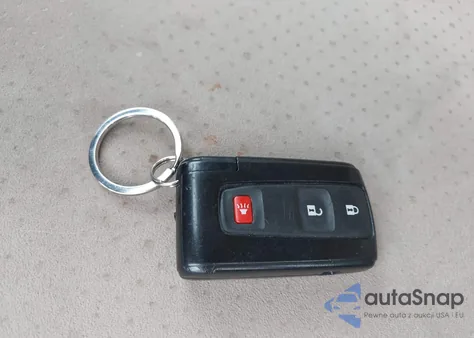 2004 Toyota Prius из США, поврежденный, VIN JTDKB20U240040197